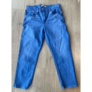 Levi's 724 Womans Size 31 Waist High Rise Straight Jeans Lightwash Flattering